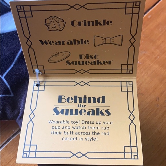 Bark box wearable squeaky dog toy award show M/F M - Picture 7 of 7